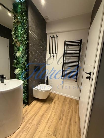 Apartament cu 2 camere decomandat, mobilat în Calea Turzii