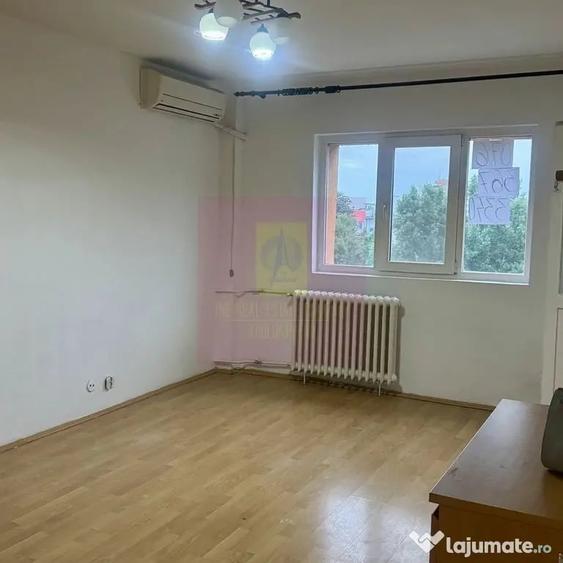 Garsonieră decomandată în Rahova