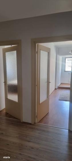 Apartament cu 3 camere decomandat în Ultracentral