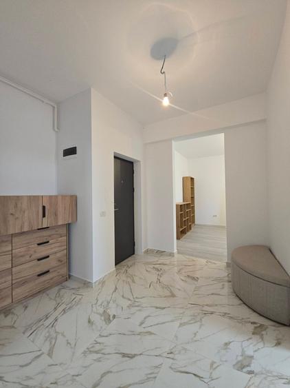Apartament cu 2 camere decomandat în Dobroești