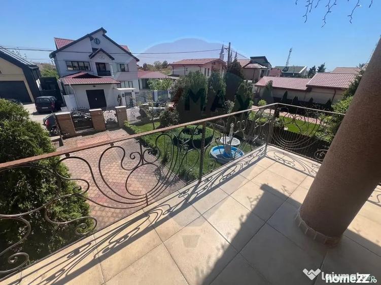 Casă cu 5 camere cu Teren 679 Mp în Central