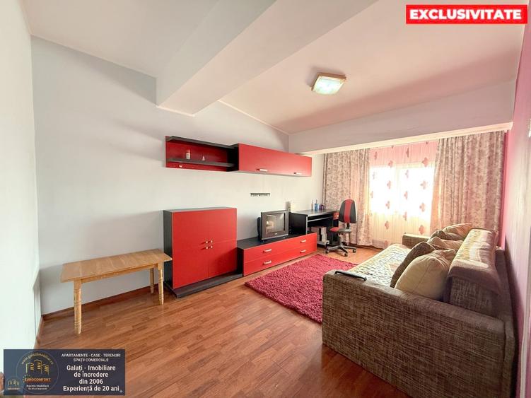 Apartament cu 2 camere decomandat în Micro 16