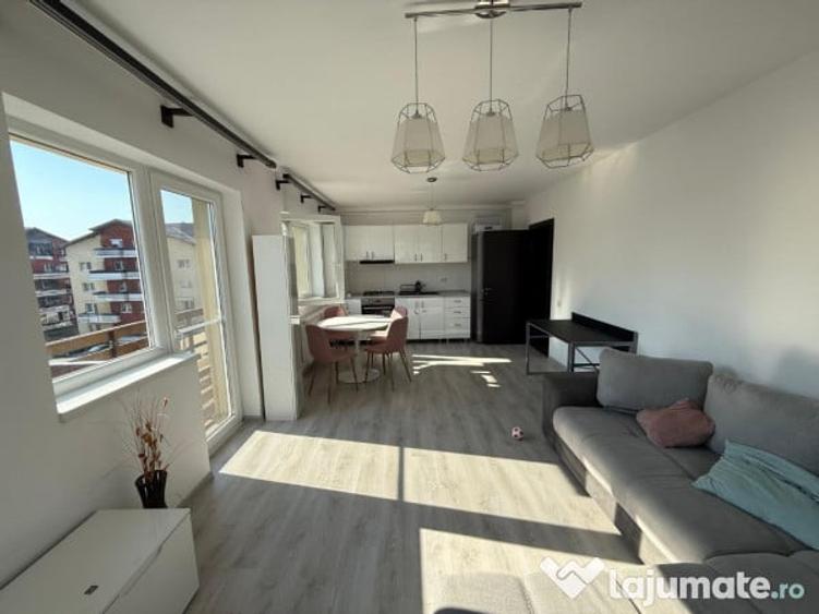 Apartament cu 2 camere decomandat în Sânpetru