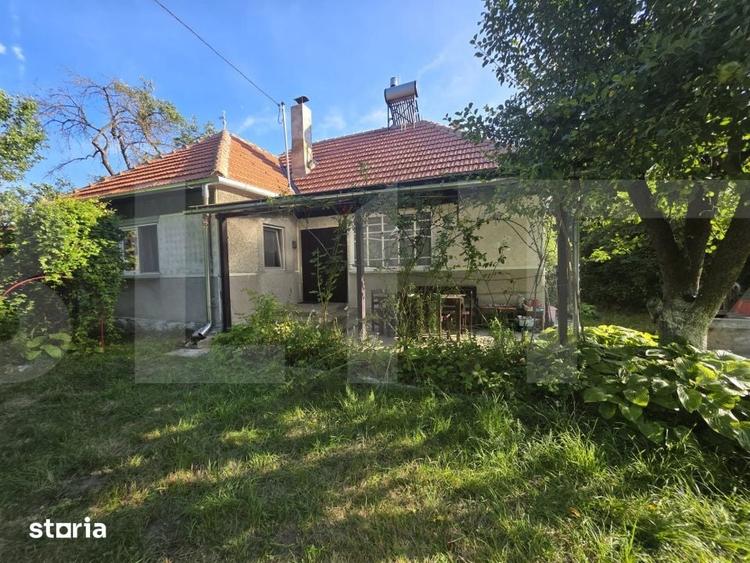 Casă cu 3 camere cu Teren 1957 Mp în Bita