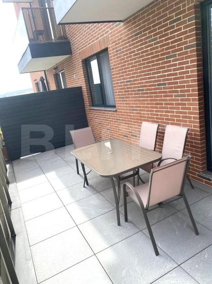 Apartament cu 2 camere semidecomandat, mobilat în Chinteni