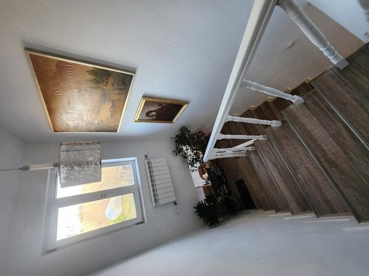 Casă cu 6 camere cu Teren 3000 Mp în Cataloi