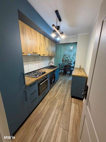 Apartament cu 2 camere decomandat în Micro 17