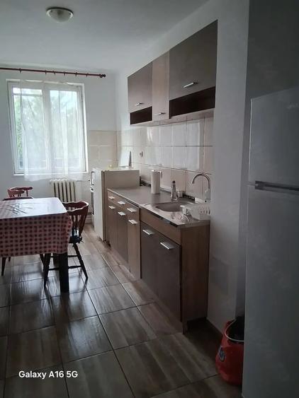 Apartament cu 2 camere semidecomandat în Complex Studențesc