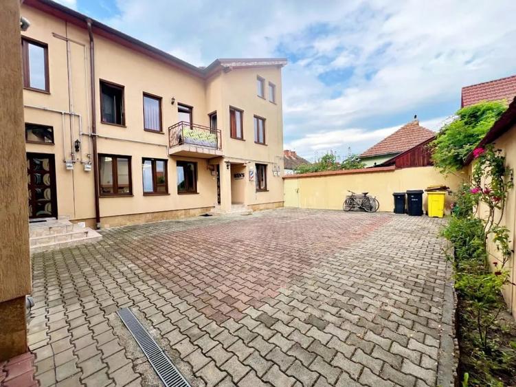 Apartament cu 2 camere decomandat în Terezian