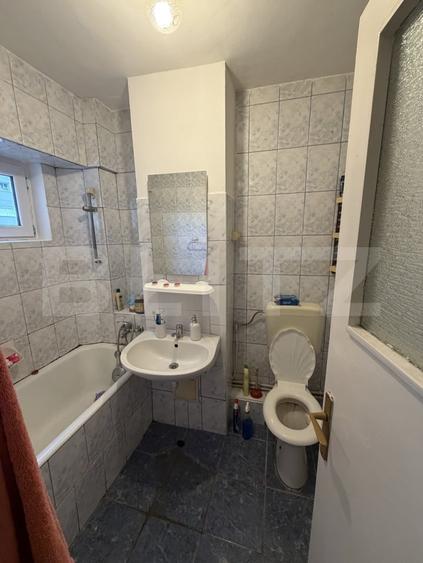 Apartament de vânzare cu 3 camere, 65 mp, zona Micro 16 - 5