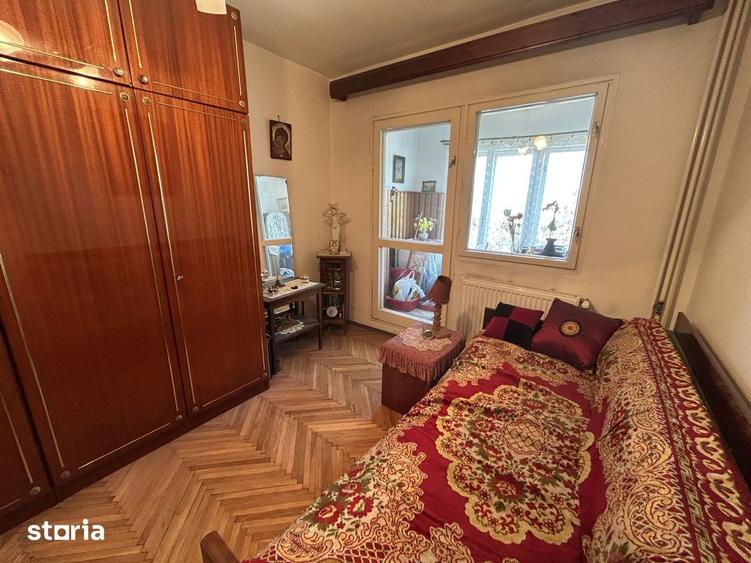 Apartament cu 3 camere decomandat în Micălaca