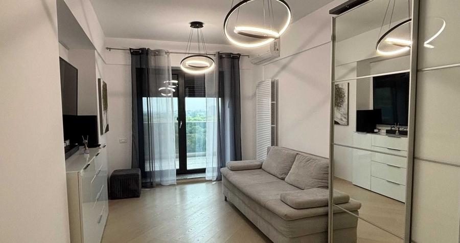 Apartament cu 3 camere decomandat, mobilat în Văcăresti