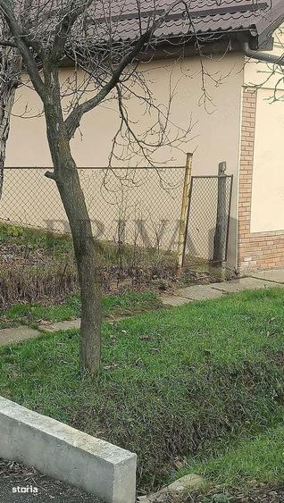 Teren de 1079 mp, în Giarmata