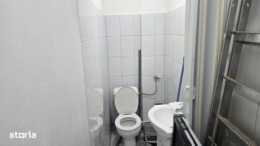 Spațiu comercial, de 40 mp, în Central