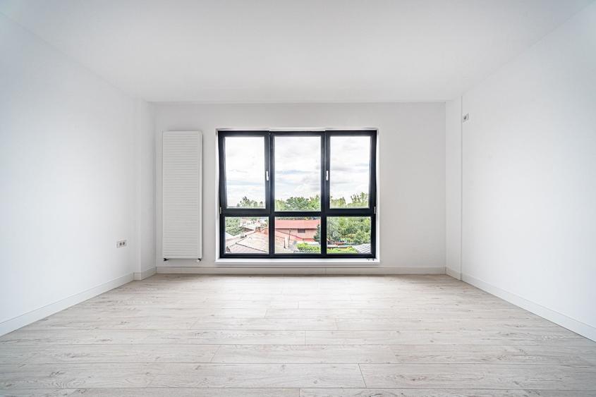Apartament cu 2 camere decomandat în Olteniței