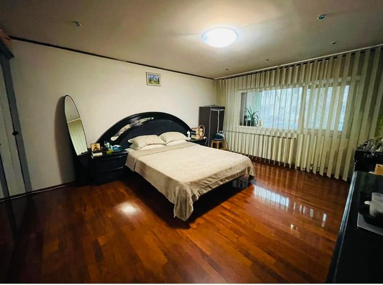 Apartament cu 4 camere semidecomandat în Vitan Mall