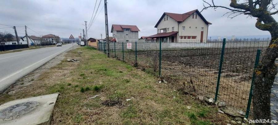 Teren de 3000 mp, în Central