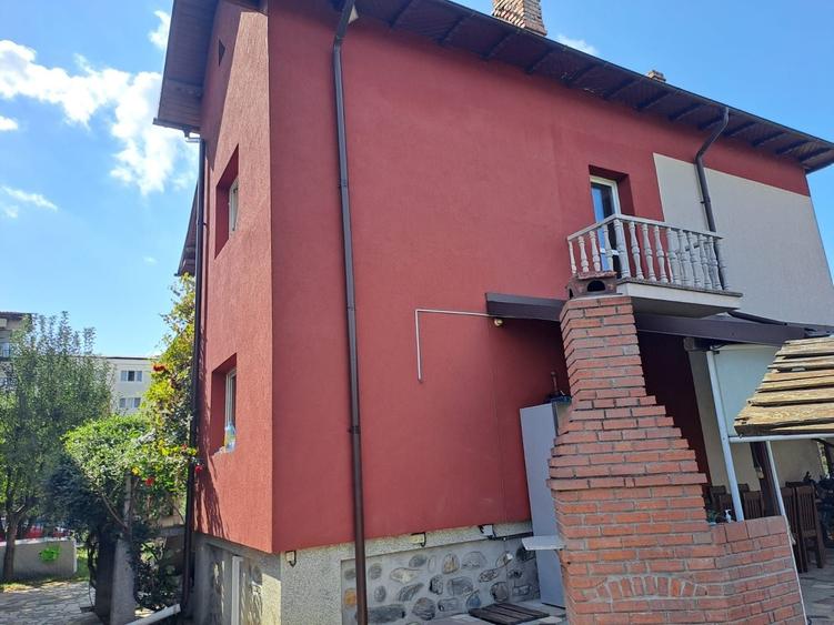 Casă cu 4 camere în Nord