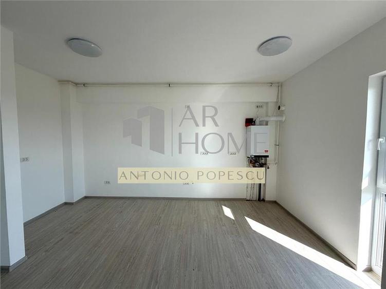 Apartament cu 3 camere decomandat în Albert