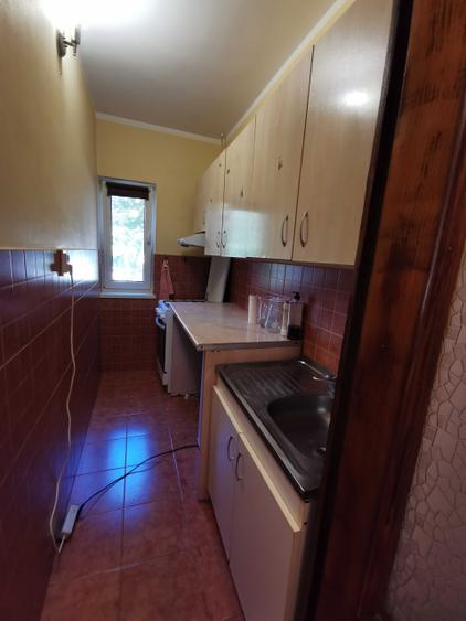Garsonieră decomandată în Central