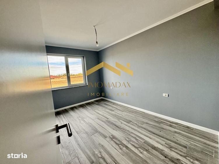 Casă cu 4 camere cu Teren 420 Mp în Bucovăț