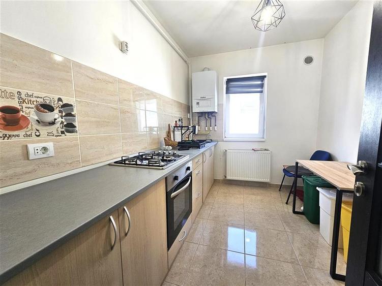 Carrefour Popas Pacurari-apartament decomandat - 5
