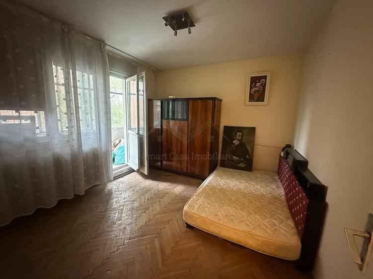 Apartament cu 2 camere semidecomandat în Tătărași
