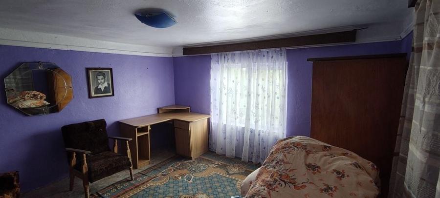 Casă cu 3 camere în Central