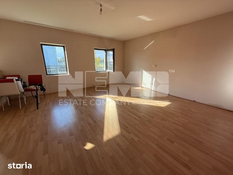 Casă cu 4 camere cu Teren 898 Mp în Mitocu Dragomirnei