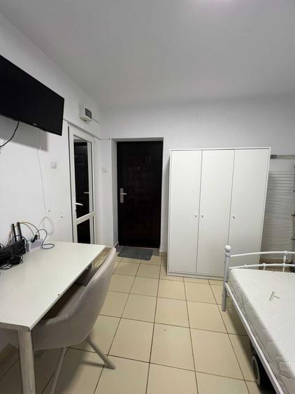Inchiriez garsoniera Complexul Studentesc, Str.Gloriei - 5