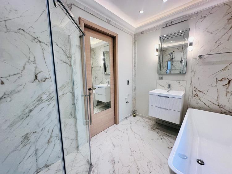 Apartament cu 3 camere semidecomandat, mobilat în Dorobanți