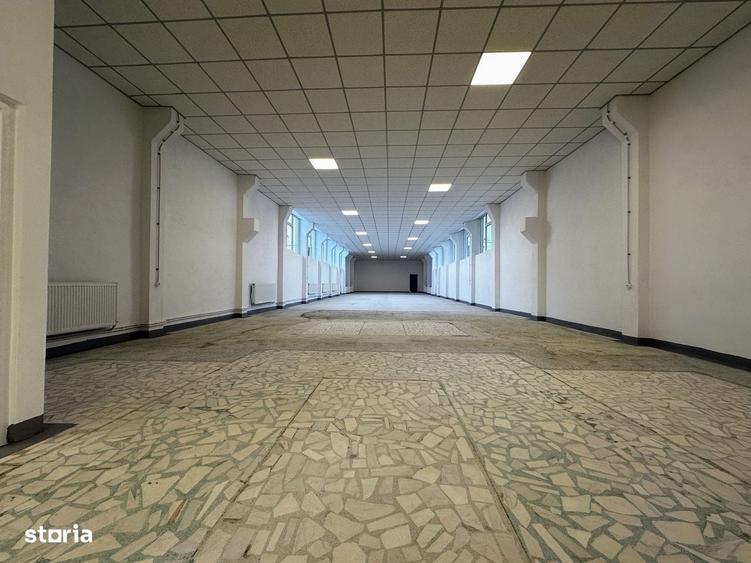 Spațiu comercial, de 310 mp, în Mârșa