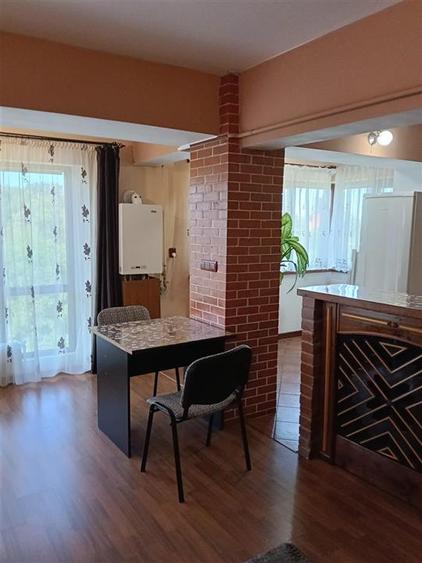 Garsonieră decomandată în Gării