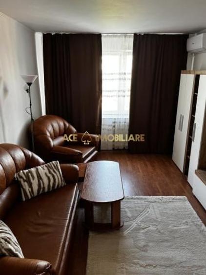 Apartament cu 3 camere decomandat, mobilat în Berceni