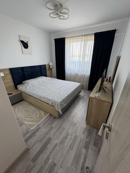 Apartament cu 2 camere decomandat în Vest
