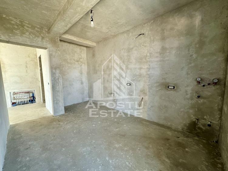 Duplex cu 4 camere cu Canalizare în Giroc
