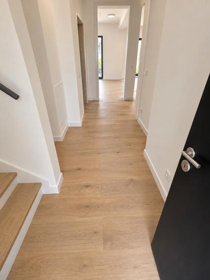 Casă individuală cu 5 camere cu Teren 470 Mp în Berceni
