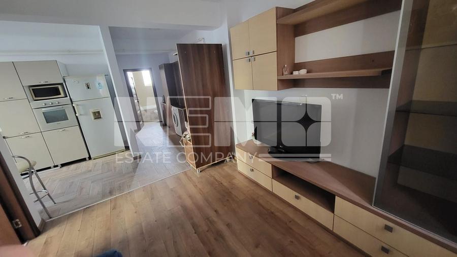 Apartament cu 3 camere semidecomandat, mobilat în Burdujeni
