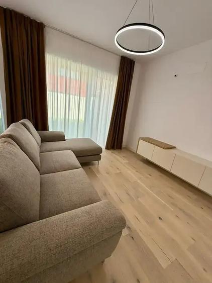 Duplex cu 2 camere cu Canalizare în Exterior Sud