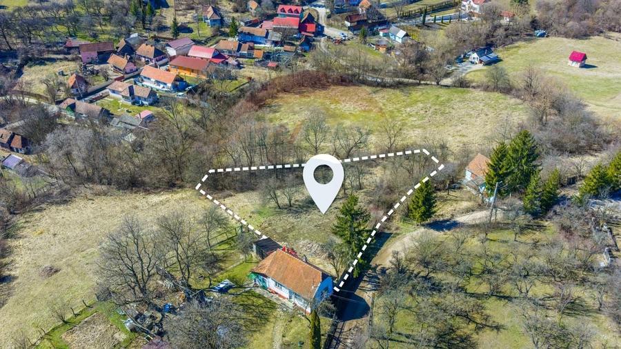 Teren Construcții intravilan de 2201 mp, în Vâlcele