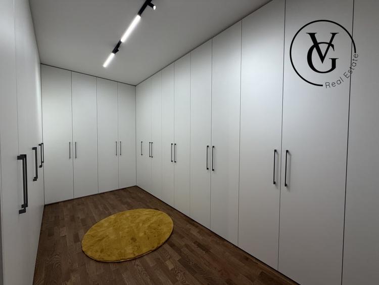 Casă individuală cu 5 camere cu Piscina în Voluntari