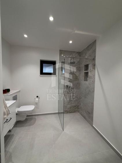 Casă individuală cu 3 camere cu Canalizare în Balotești