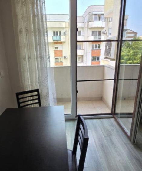 Apartament cu 2 camere semidecomandat în Brestei