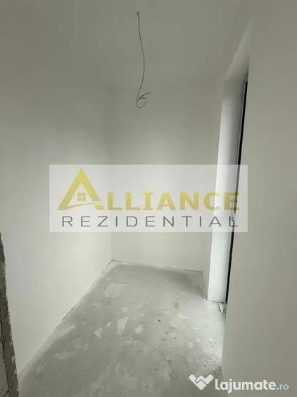 Casă cu 3 camere cu Teren 250 Mp în Central