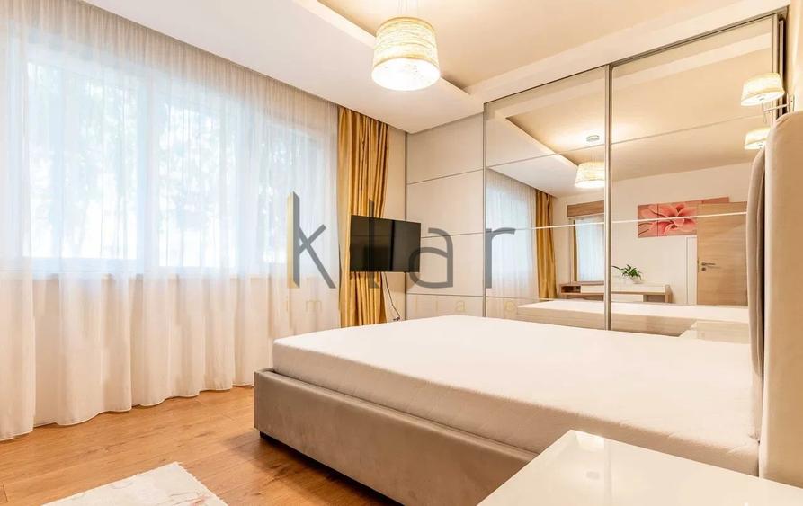 Apartament cu 4 camere decomandat, mobilat în Plopilor