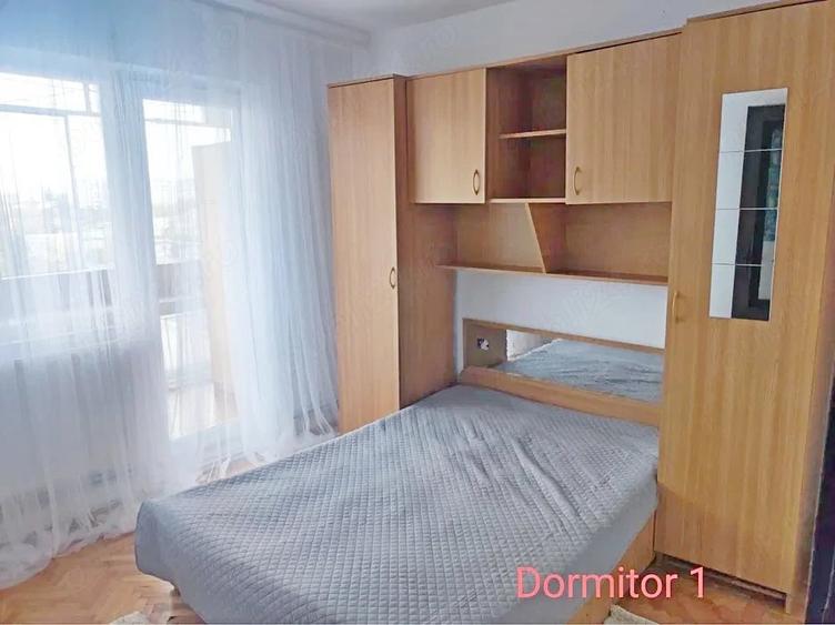 Apartament cu 3 camere decomandat în Gheorghe Lazăr