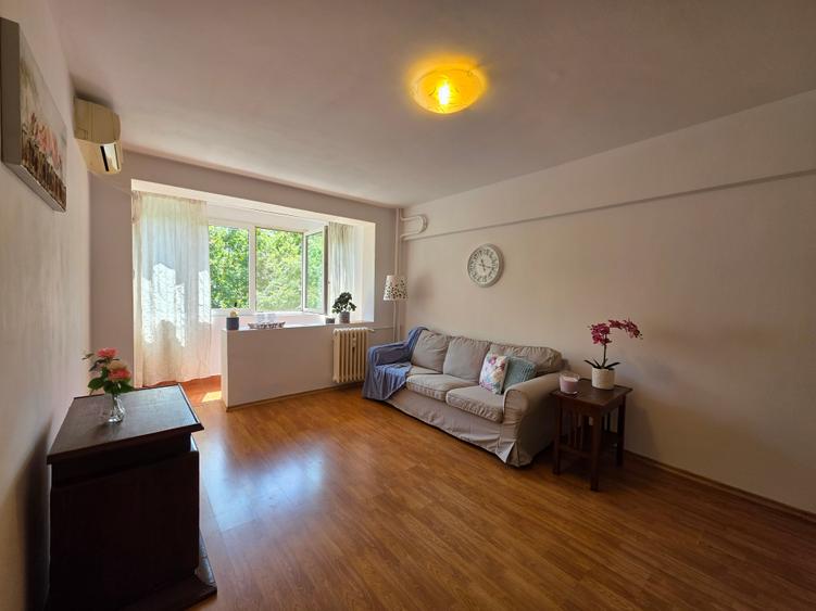 Apartament cu 2 camere decomandat, mobilat în Obor