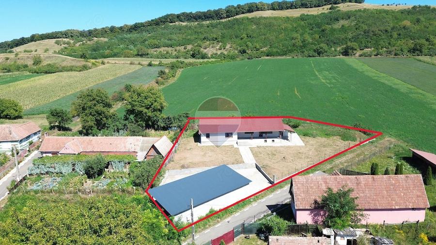 Casă cu 3 camere cu Teren 1163 Mp în Blăjel