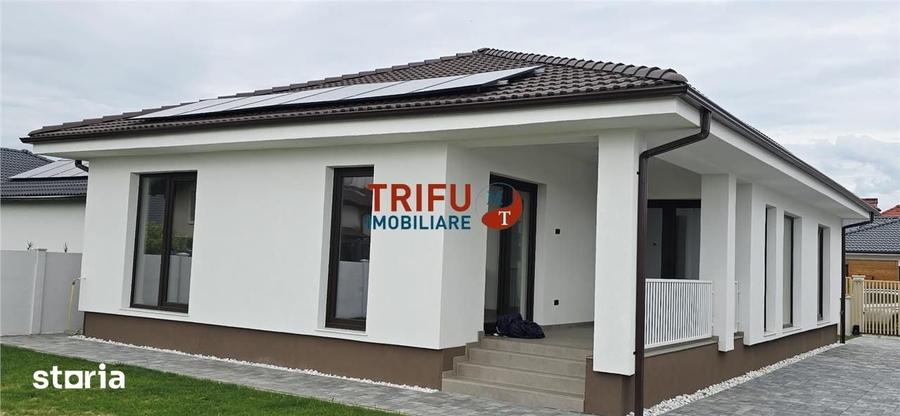 Casă cu 4 camere decomandat cu Teren 500 Mp în Central