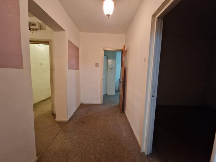 Apartament cu 4 camere decomandat în Obor